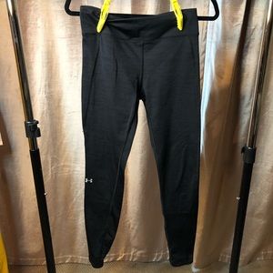 Under armour black leggings